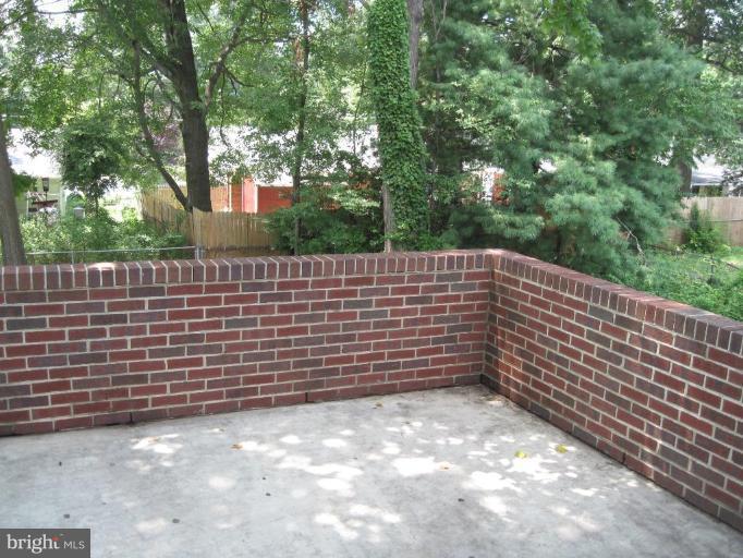 5918 Hanover Avenue Springfield, VA 22150 - Photo 26 of 30 Deck