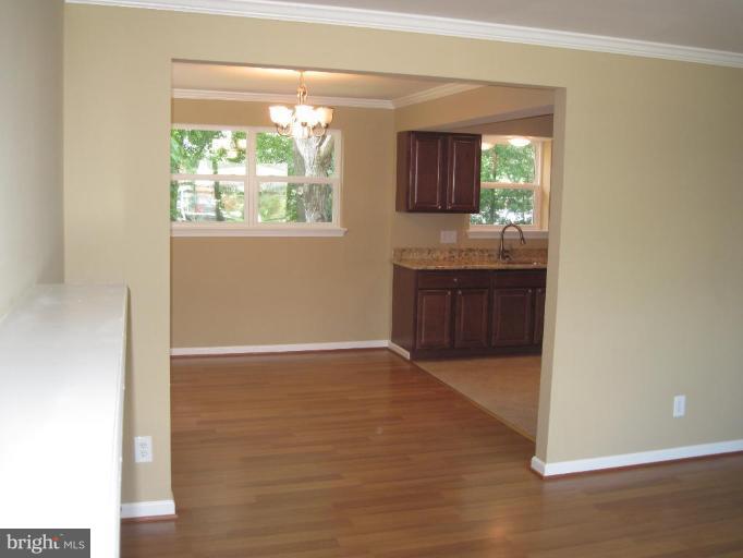 5918 Hanover Avenue Springfield, VA 22150 - Photo 8 of 30 Dining Room #3