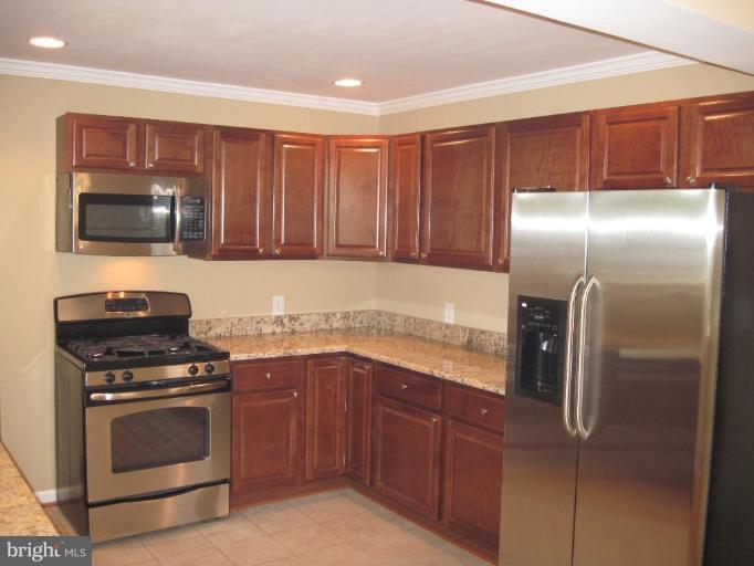 5918 Hanover Avenue Springfield, VA 22150 - Photo 10 of 30 Kitchen #2