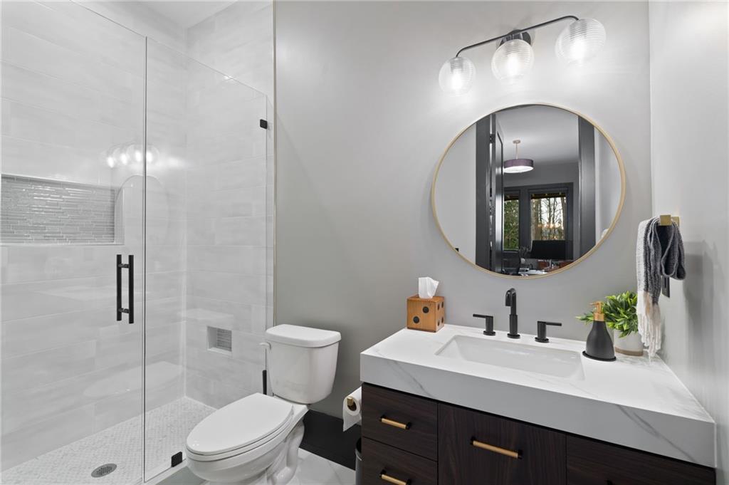 4226 South Berkeley Lake Road Northwest Berkeley Lake, GA 30096 - Photo 32 of 61