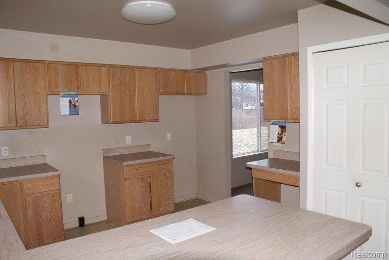 7202 Henderson Road Goodrich, MI 48438 - Photo 8 of 22 DSC06718.JPG
