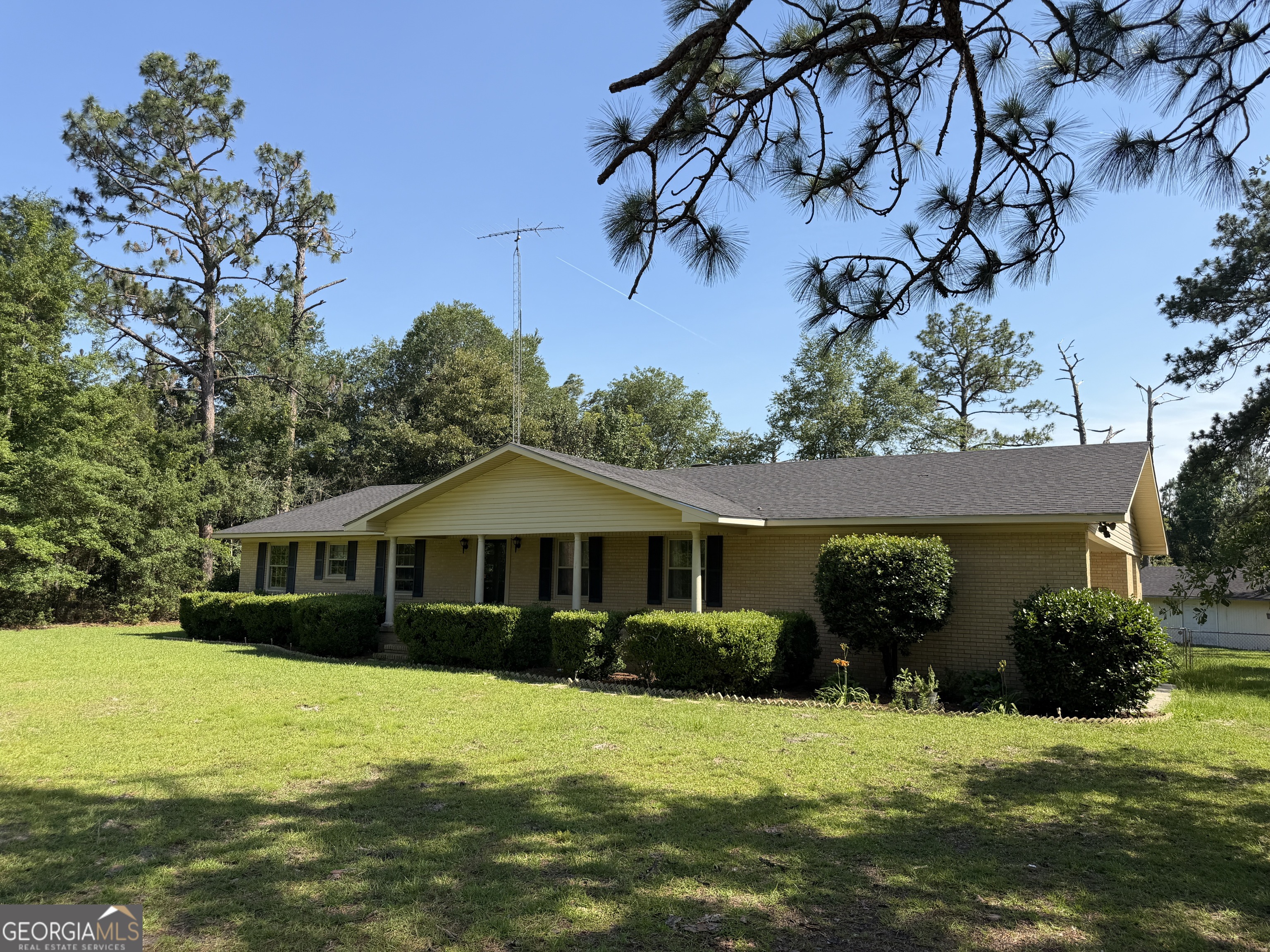 257 Lonnie Burke Road Portal, GA 30450 - Photo 2 of 20