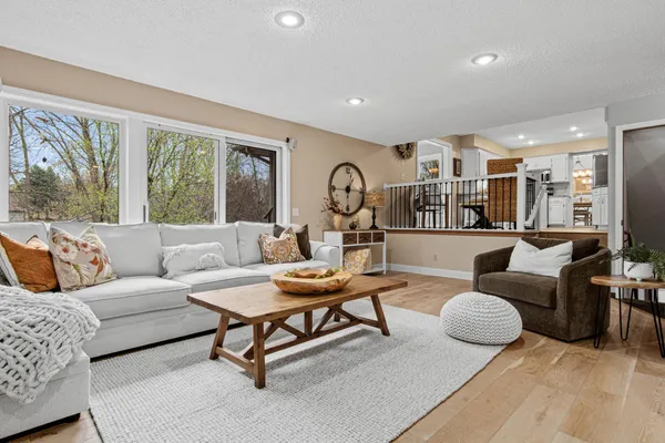 $645,000 | 17730 Kettering Trail, Lakeville, MN 55044