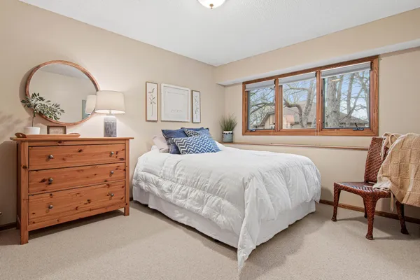 $645,000 | 17730 Kettering Trail, Lakeville, MN 55044