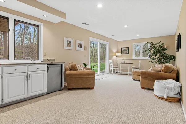 $645,000 | 17730 Kettering Trail, Lakeville, MN 55044