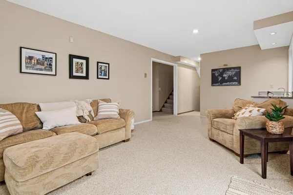 $645,000 | 17730 Kettering Trail, Lakeville, MN 55044