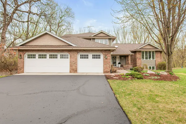 $645,000 | 17730 Kettering Trail, Lakeville, MN 55044