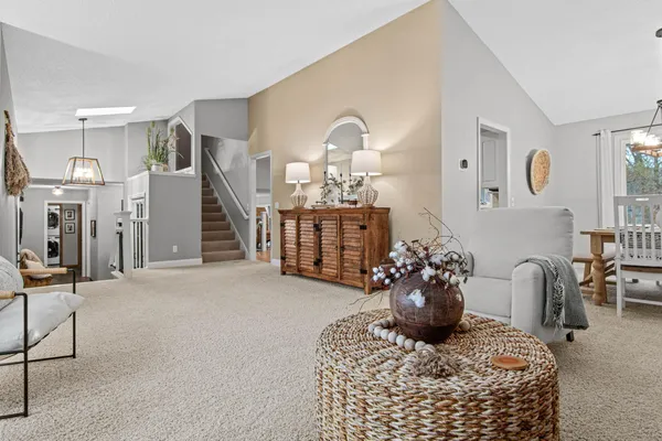 $645,000 | 17730 Kettering Trail, Lakeville, MN 55044