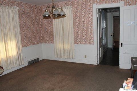 659 Laplaisance Road Monroe, MI 48161 - Photo 3 of 12 IMG_0025.jpg