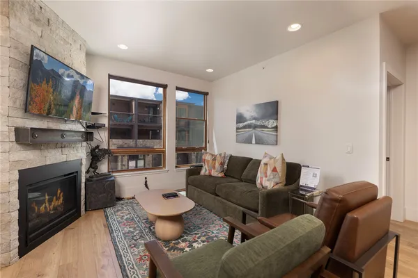$899,000 | 1080 Blue River Parkway, Unit 203, Silverthorne, CO 80498