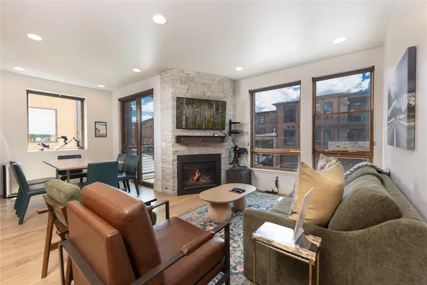 $899,000 | 1080 Blue River Parkway, Unit 203, Silverthorne, CO 80498