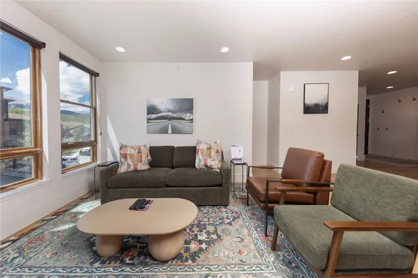 $899,000 | 1080 Blue River Parkway, Unit 203, Silverthorne, CO 80498