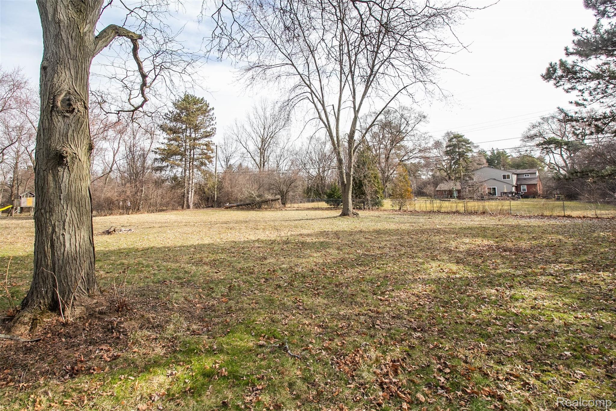 19476 Fry Road Northville, MI 48167 - Photo 8 of 37 fry8.jpg