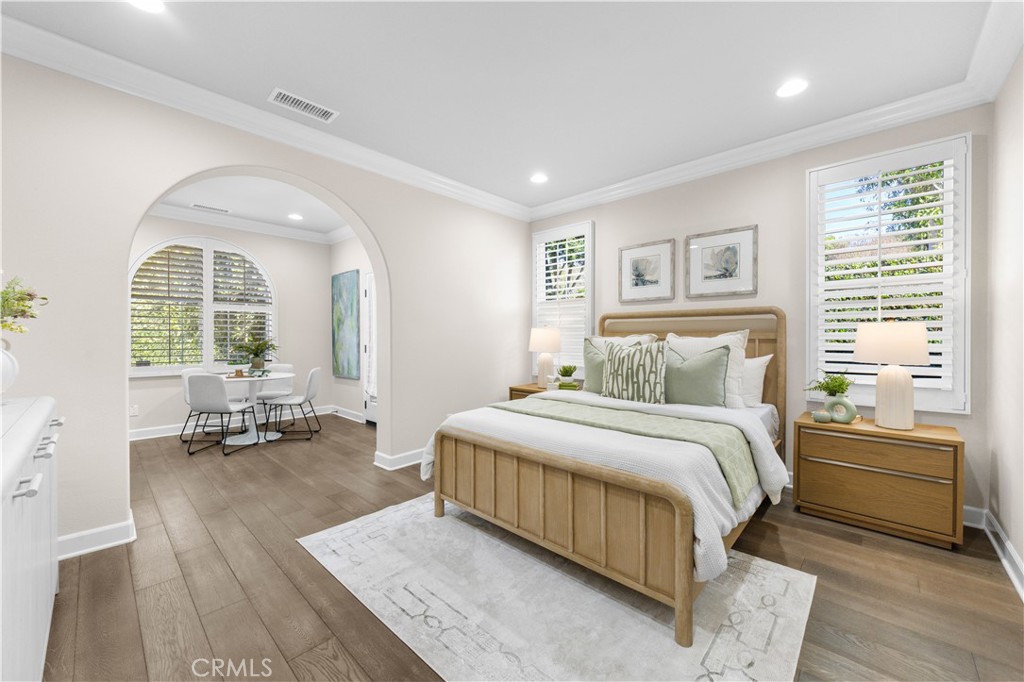 71 Clocktower Irvine, CA 92620 - Photo 19 of 73 First floor Suite with kitchenette & private entry