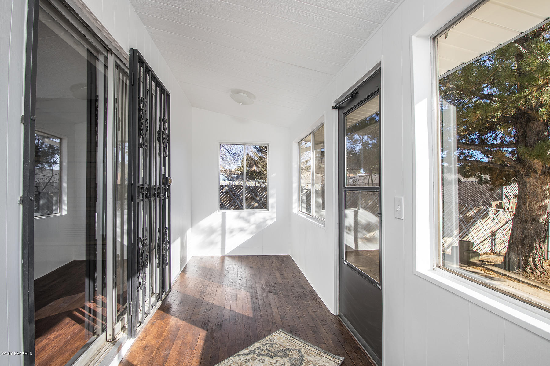 2229 East Lockett Road Flagstaff, AZ 86004 - Photo 15 of 17 20_Sun Room