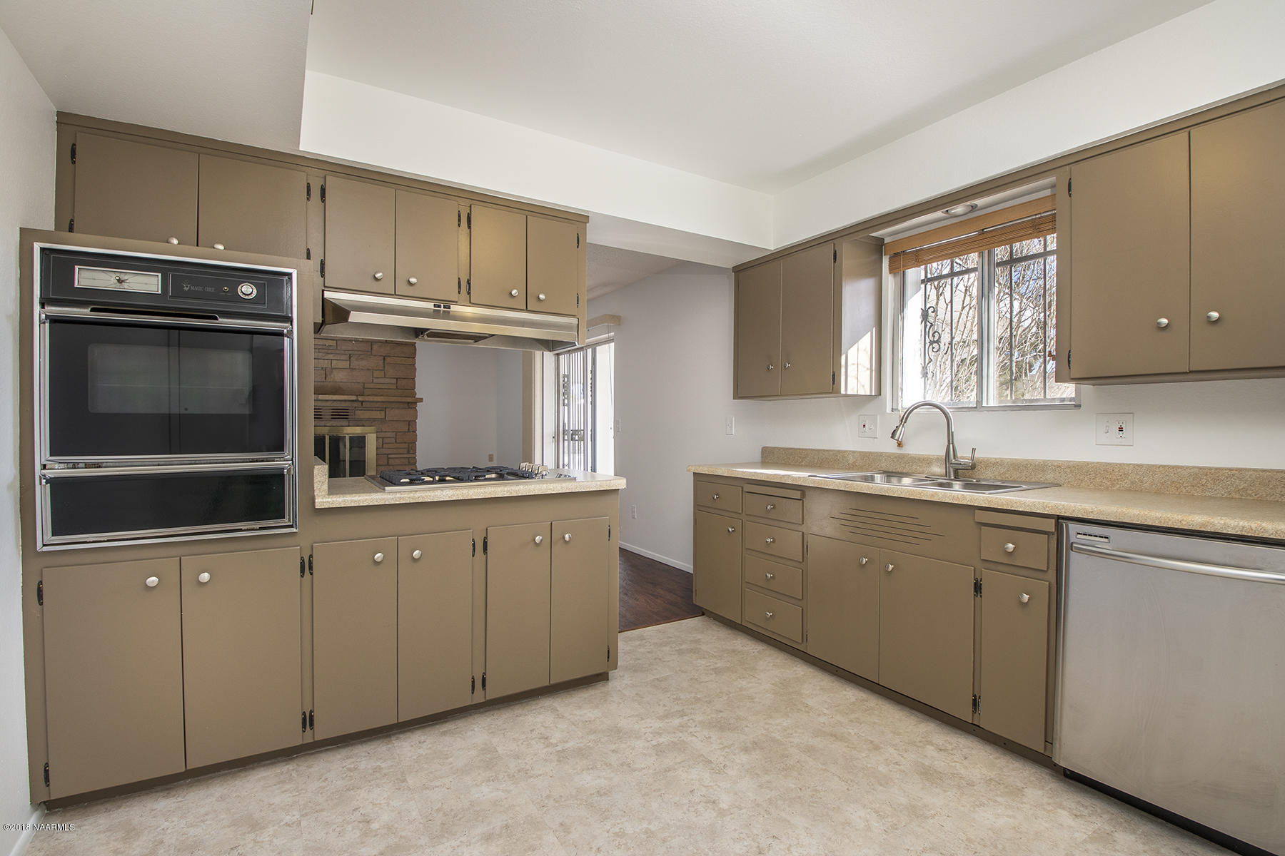08_Kitchen1
