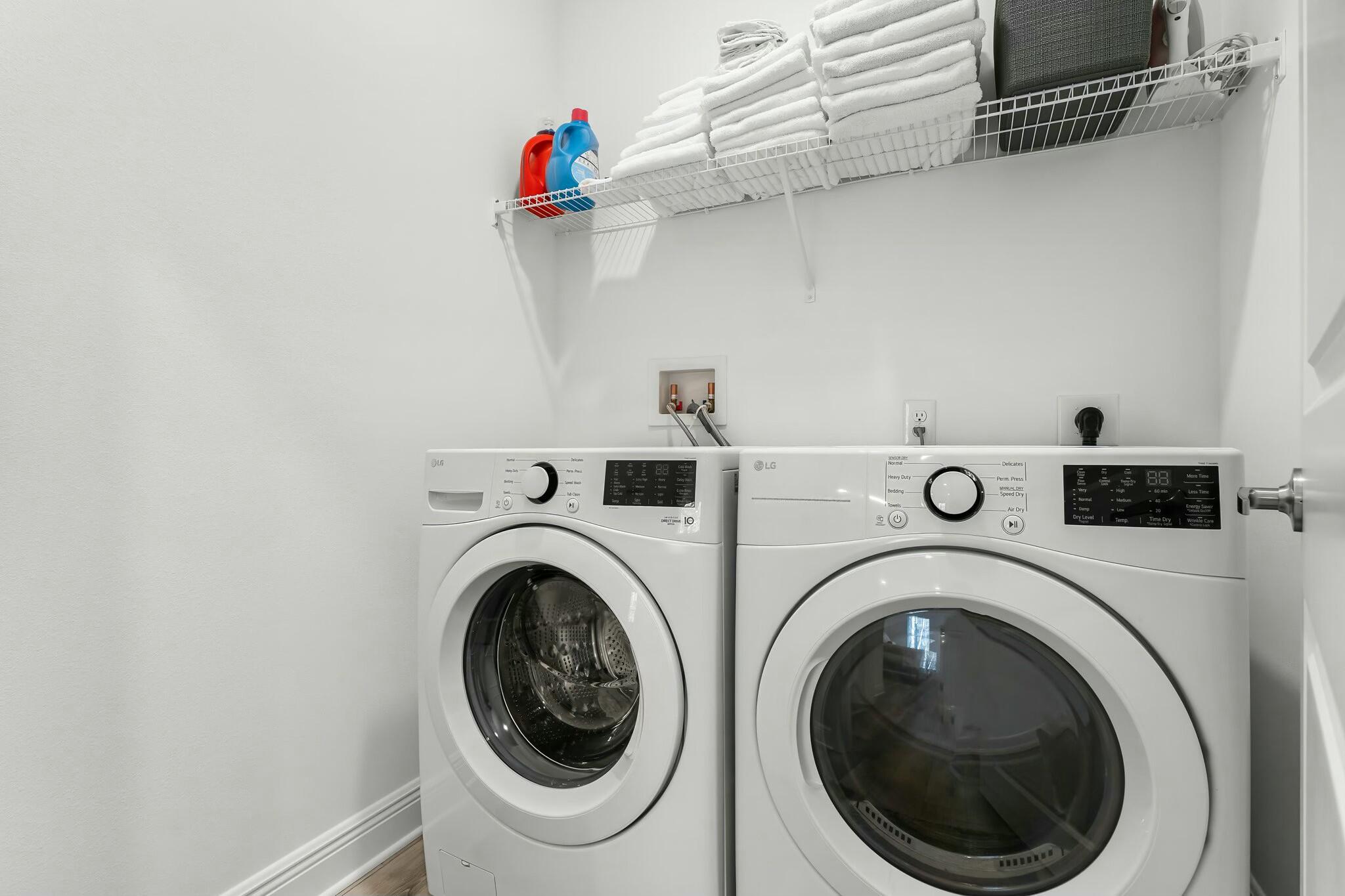 22 Kara Lake Drive Santa Rosa Beach, FL 32459 - Photo 11 of 44 a utility room with dryer and washer