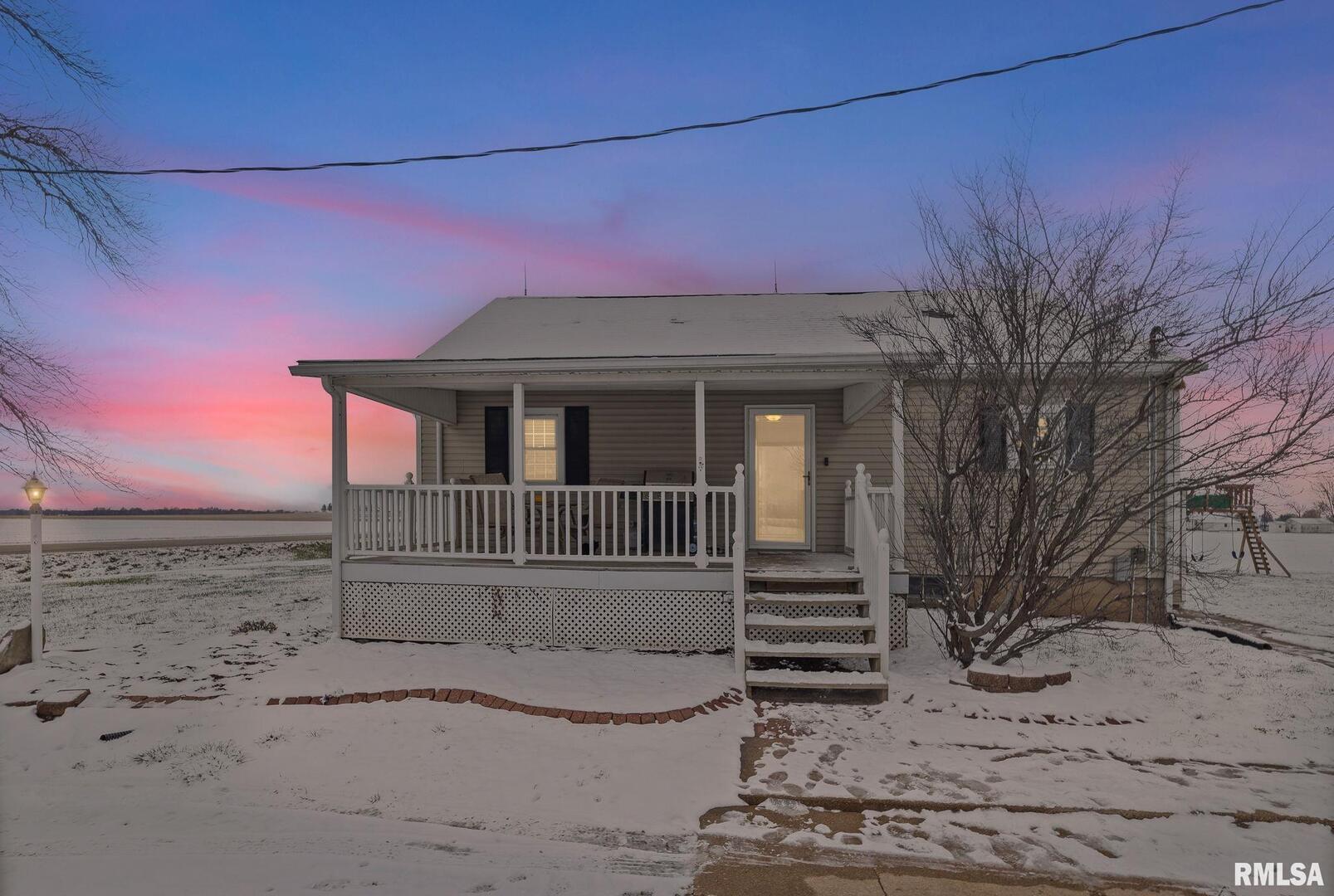 7302 Hoffman Road Centralia, IL 62801 - Photo 8 of 39