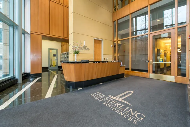 $2,600 | 345 North LaSalle Drive, Unit 2610, Chicago, IL 60654