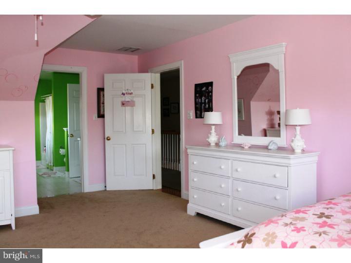 2 Reeves Way Malvern, PA 19355 - Photo 11 of 24 Bedroom 2