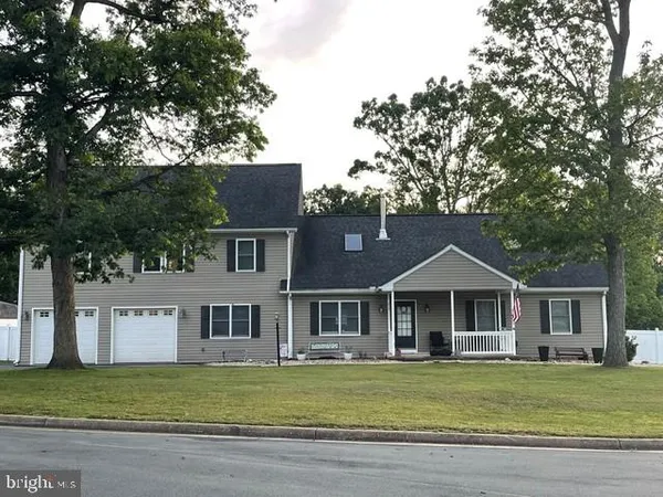 $545,000 | 215 Forest Drive, Stuarts Draft, VA 24477