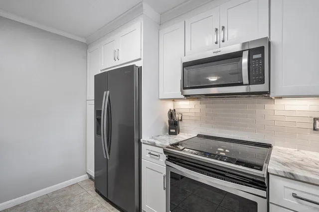 $2,275 | 2420 DC Country Club Boulevard, Unit 205D, Deerfield Beach, FL 33442