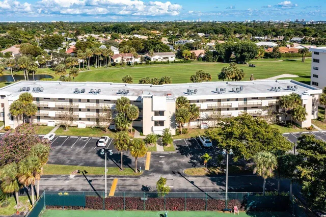 $2,275 | 2420 DC Country Club Boulevard, Unit 205D, Deerfield Beach, FL 33442