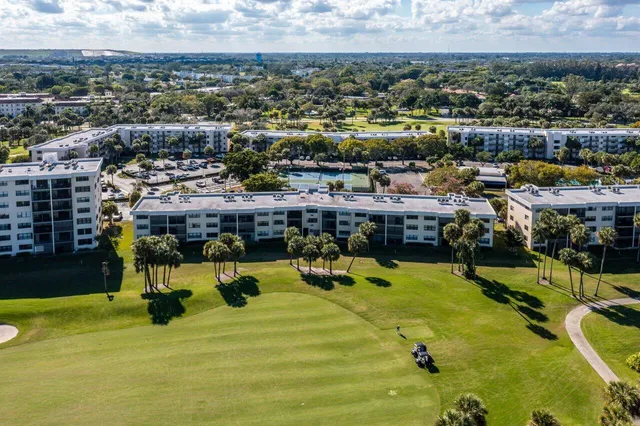 $2,275 | 2420 DC Country Club Boulevard, Unit 205D, Deerfield Beach, FL 33442