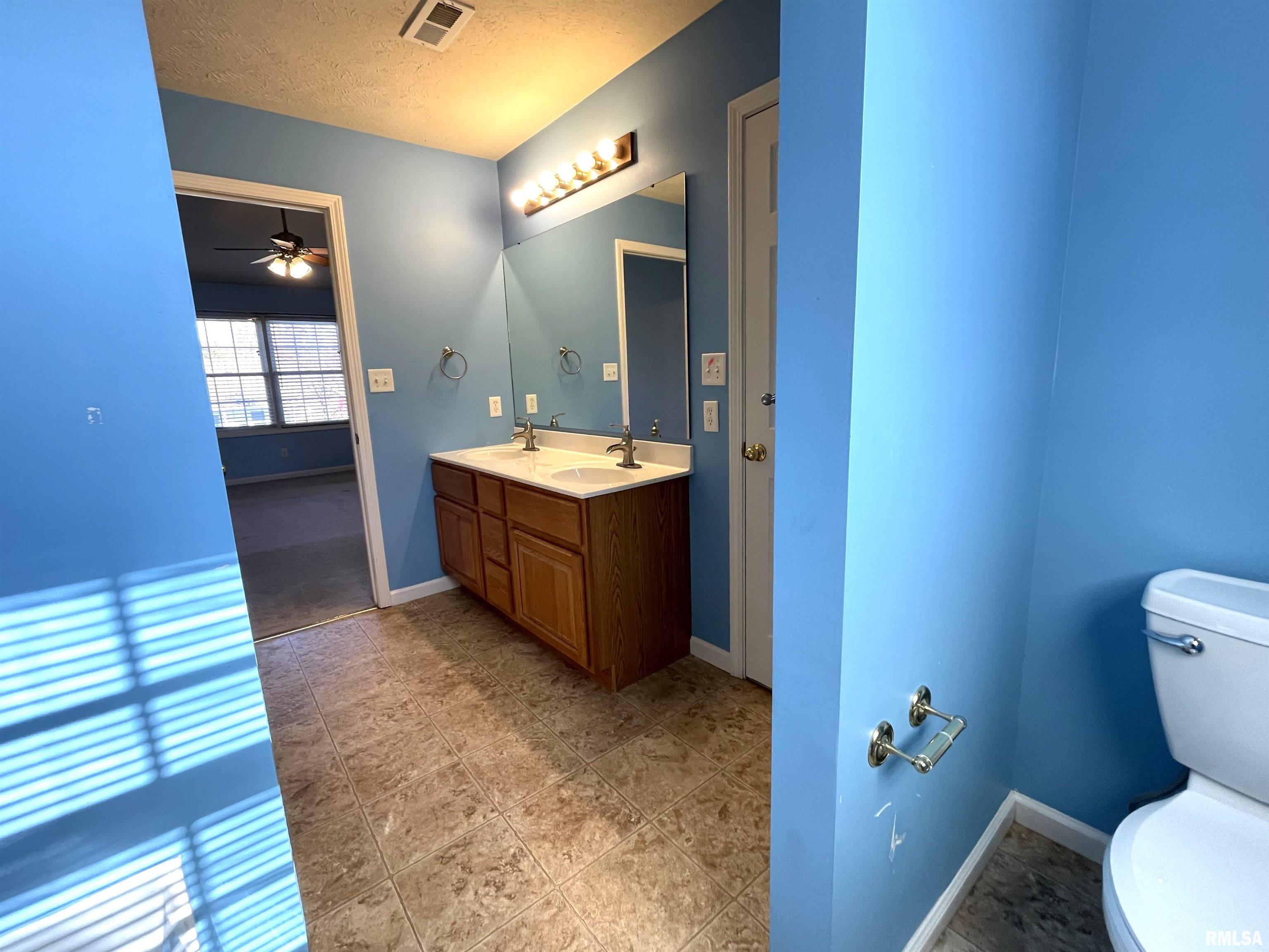 4116 Destiny Drive Springfield, IL 62712 - Photo 23 of 40