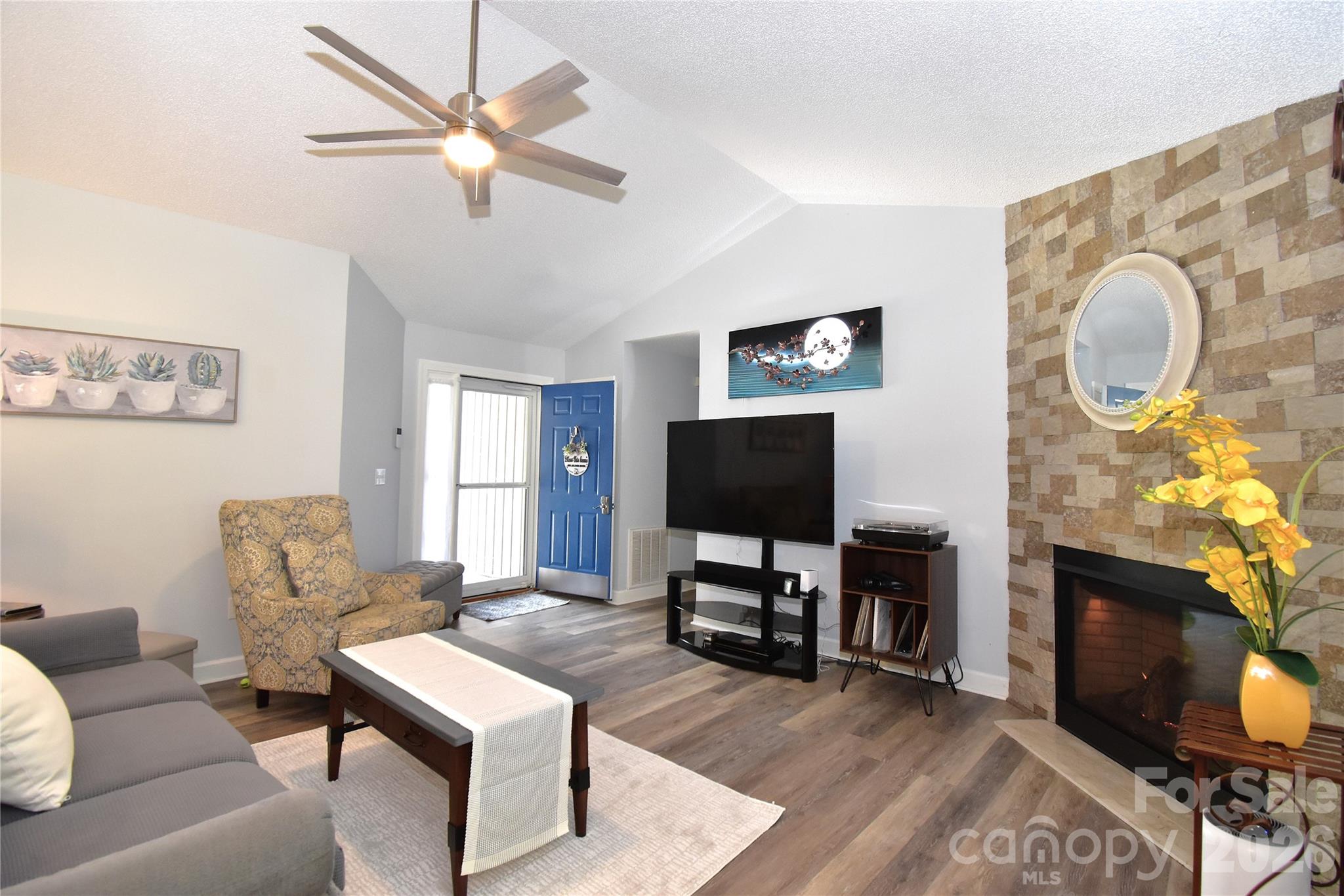302 Watson Road Arden, NC 28704 - Photo 4 of 38