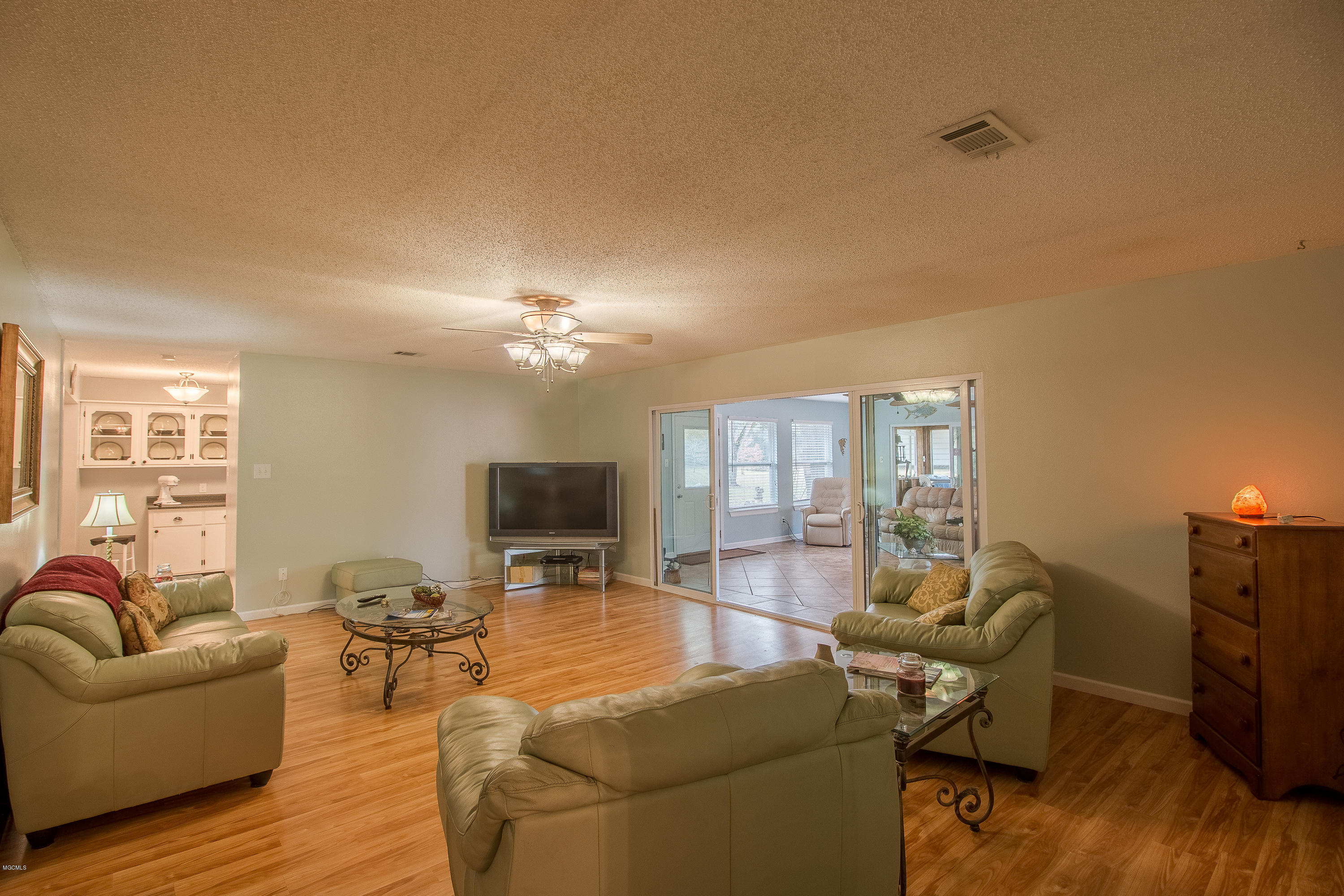 13821 Bunker Hill Road Moss Point, MS 39562 - Photo 8 of 23 Den