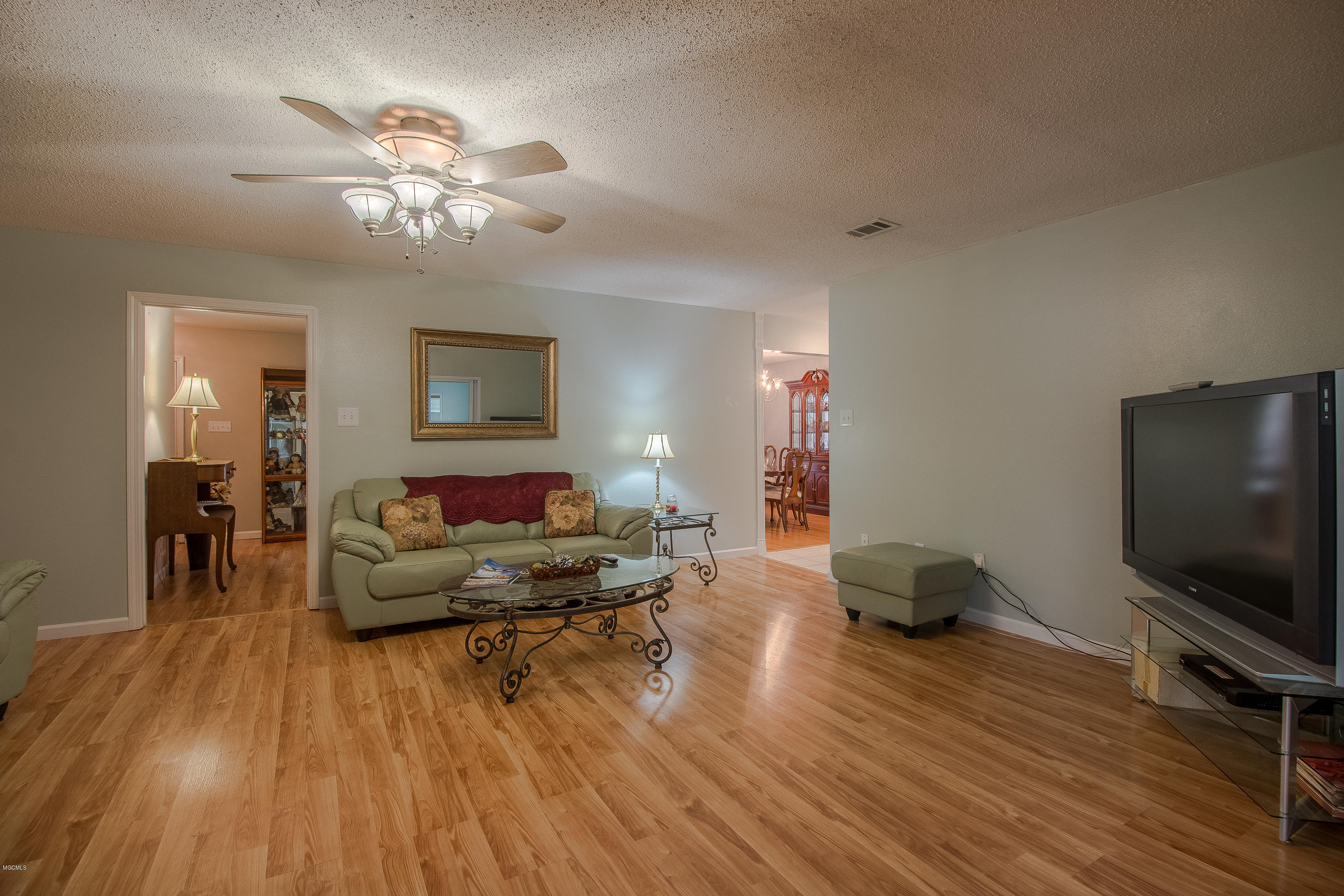 13821 Bunker Hill Road Moss Point, MS 39562 - Photo 9 of 23 Den