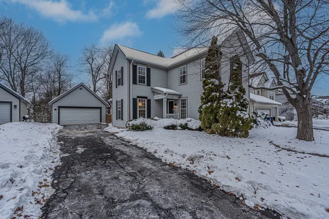 $425,000 | 3248 Hampshire Lane, Waukegan, IL 60083