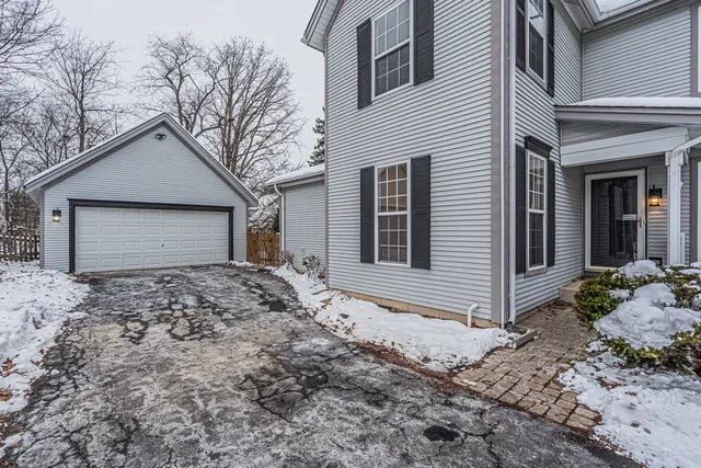 $425,000 | 3248 Hampshire Lane, Waukegan, IL 60083