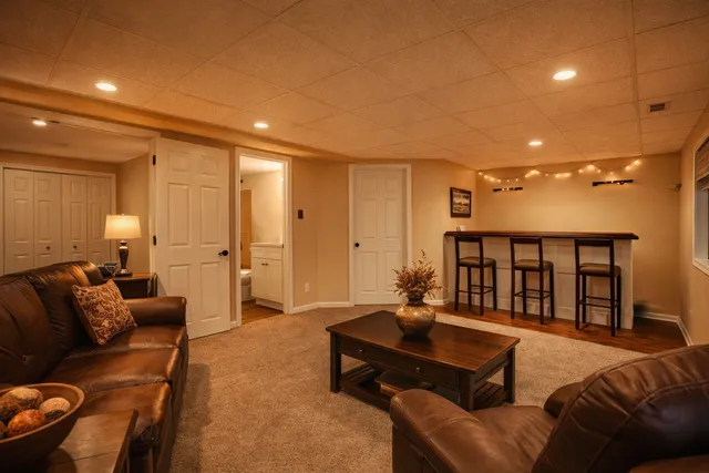 $425,000 | 3248 Hampshire Lane, Waukegan, IL 60083