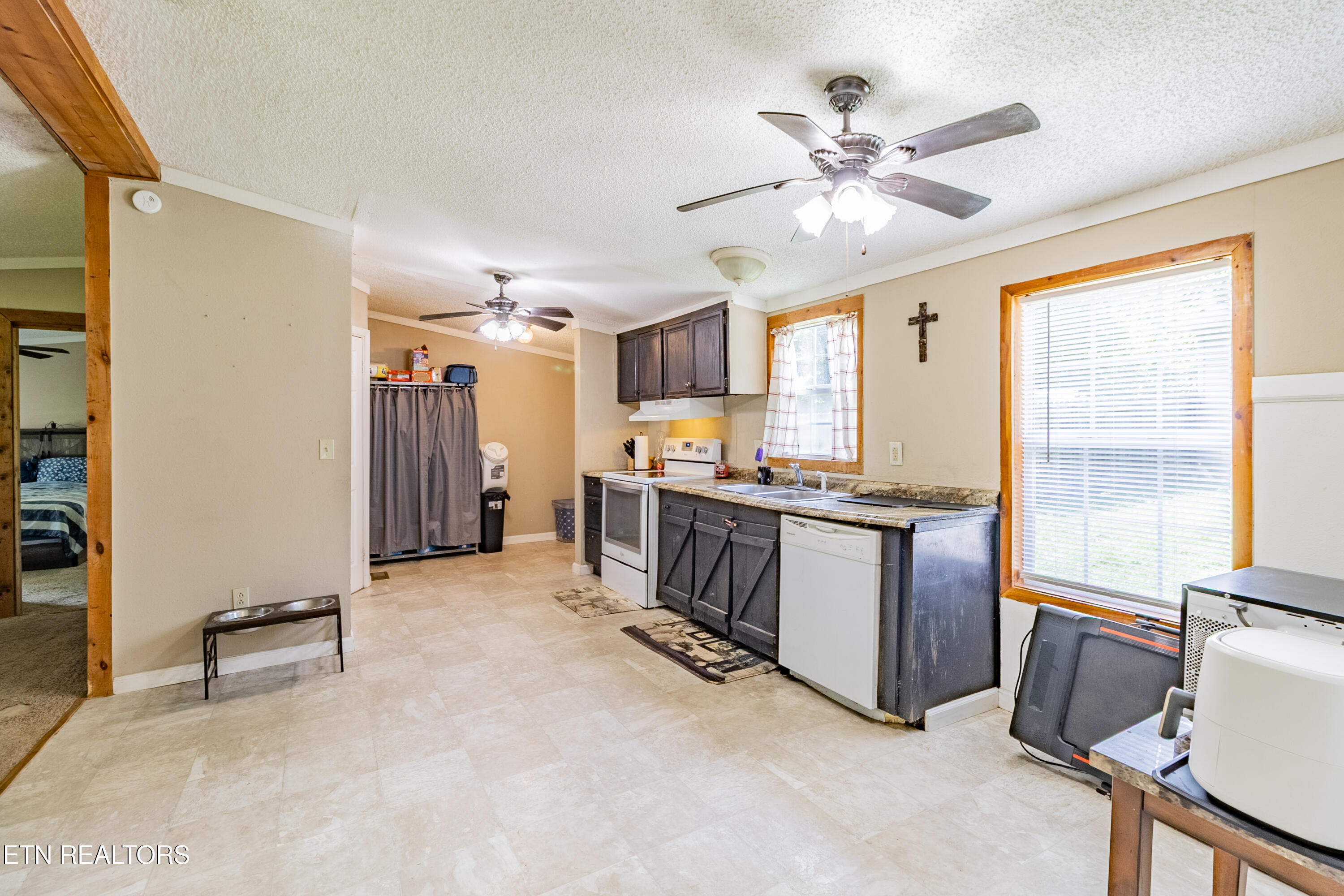 7113 Babelay Road Knoxville, TN 37924 - Photo 10 of 26 _D5A1182-HDR