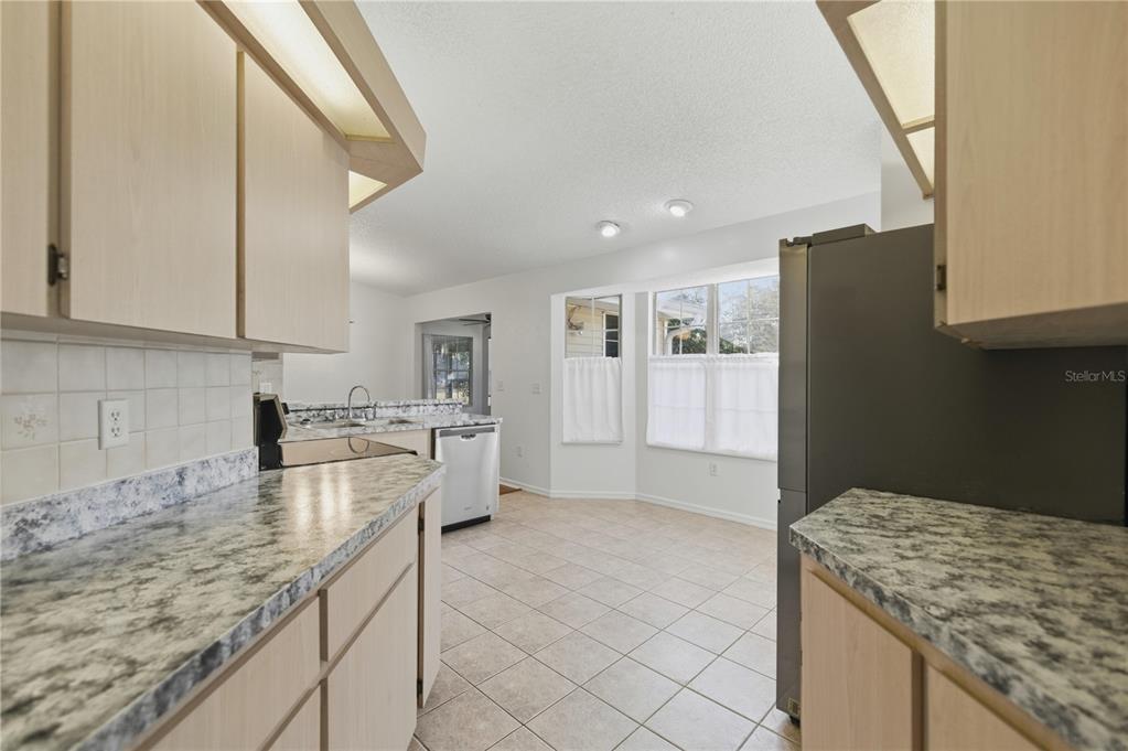 8968 Southwest 116th Place Road Ocala, FL 34481 - Photo 10 of 25 Gallery Image 10