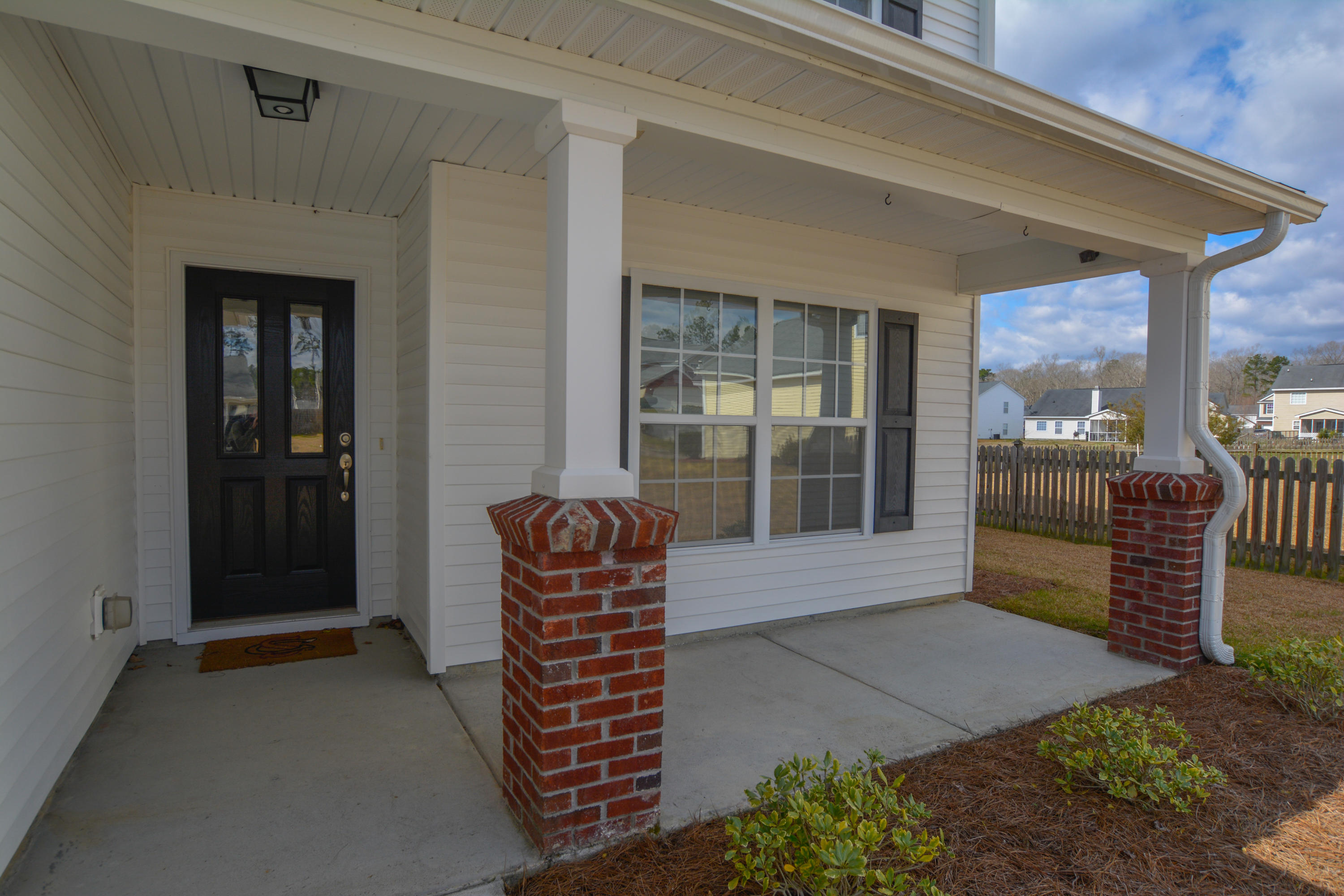 312 Edenton Road Goose Creek, SC 29445 - Photo 3 of 37 _DSC1212