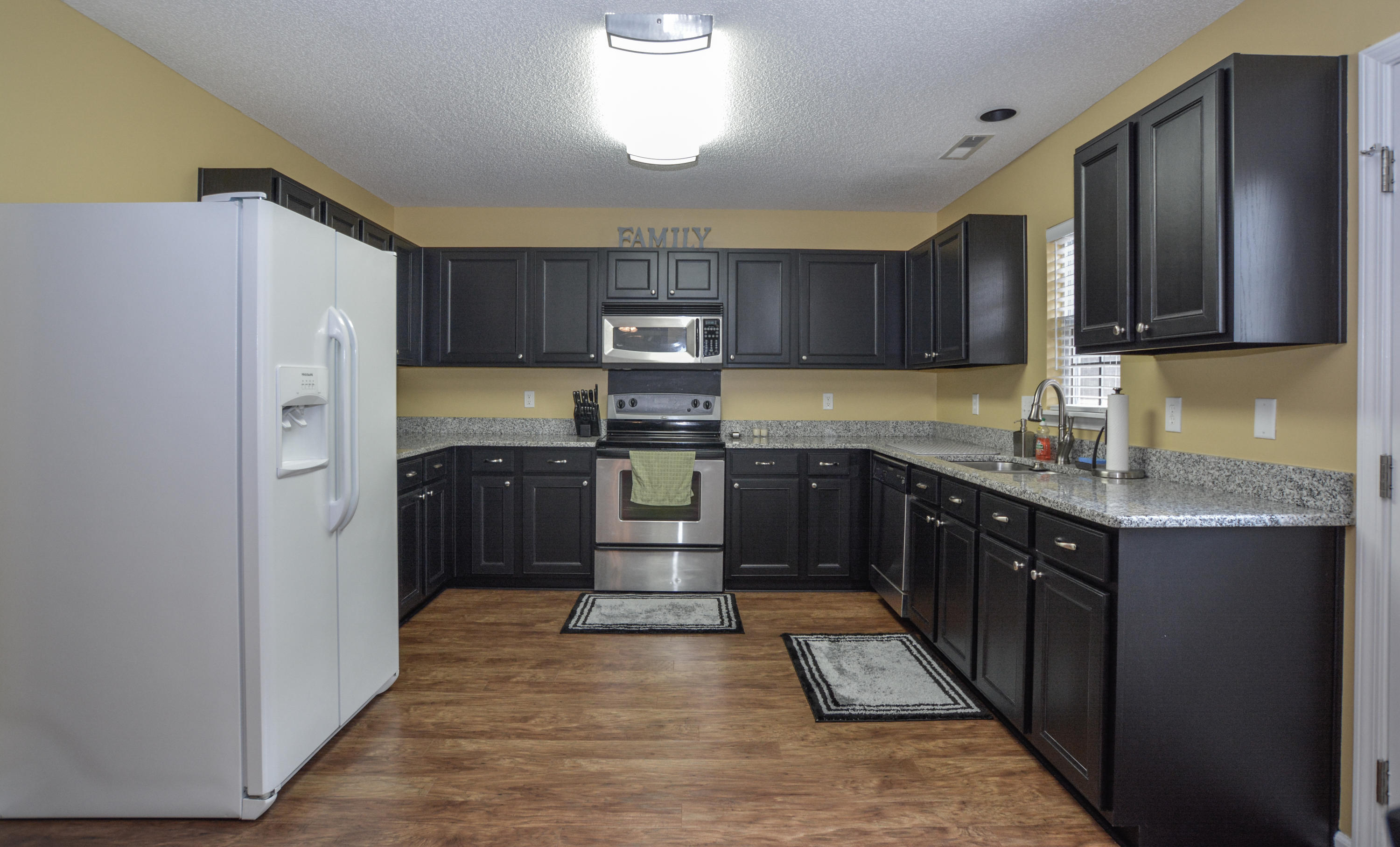 312 Edenton Road Goose Creek, SC 29445 - Photo 9 of 37 _DSC1240