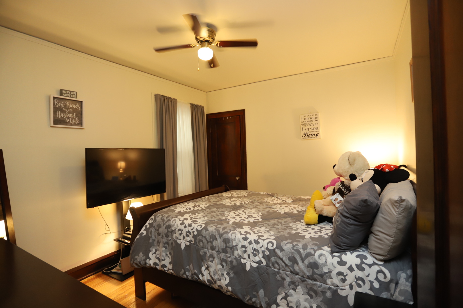 10416 South Sangamon Street Chicago, IL 60643 - Photo 46 of 95 a bedroom with a bed and a flat screen tv