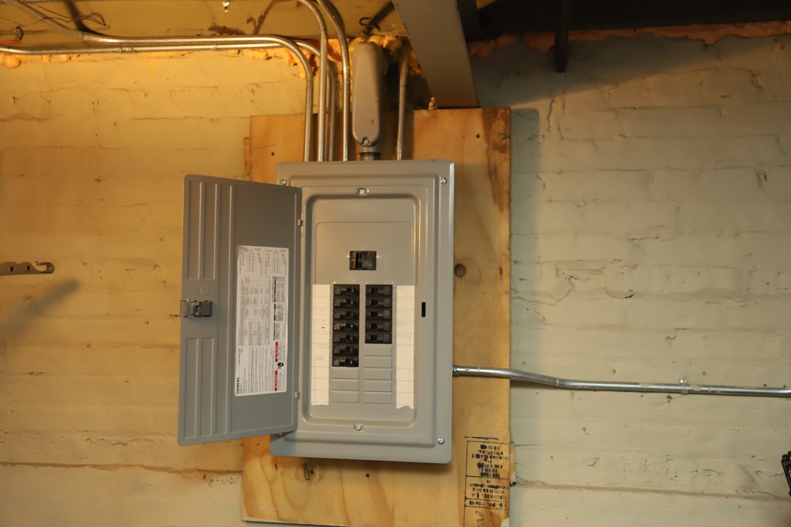 10416 South Sangamon Street Chicago, IL 60643 - Photo 63 of 95 a view of a bathroom with a shower