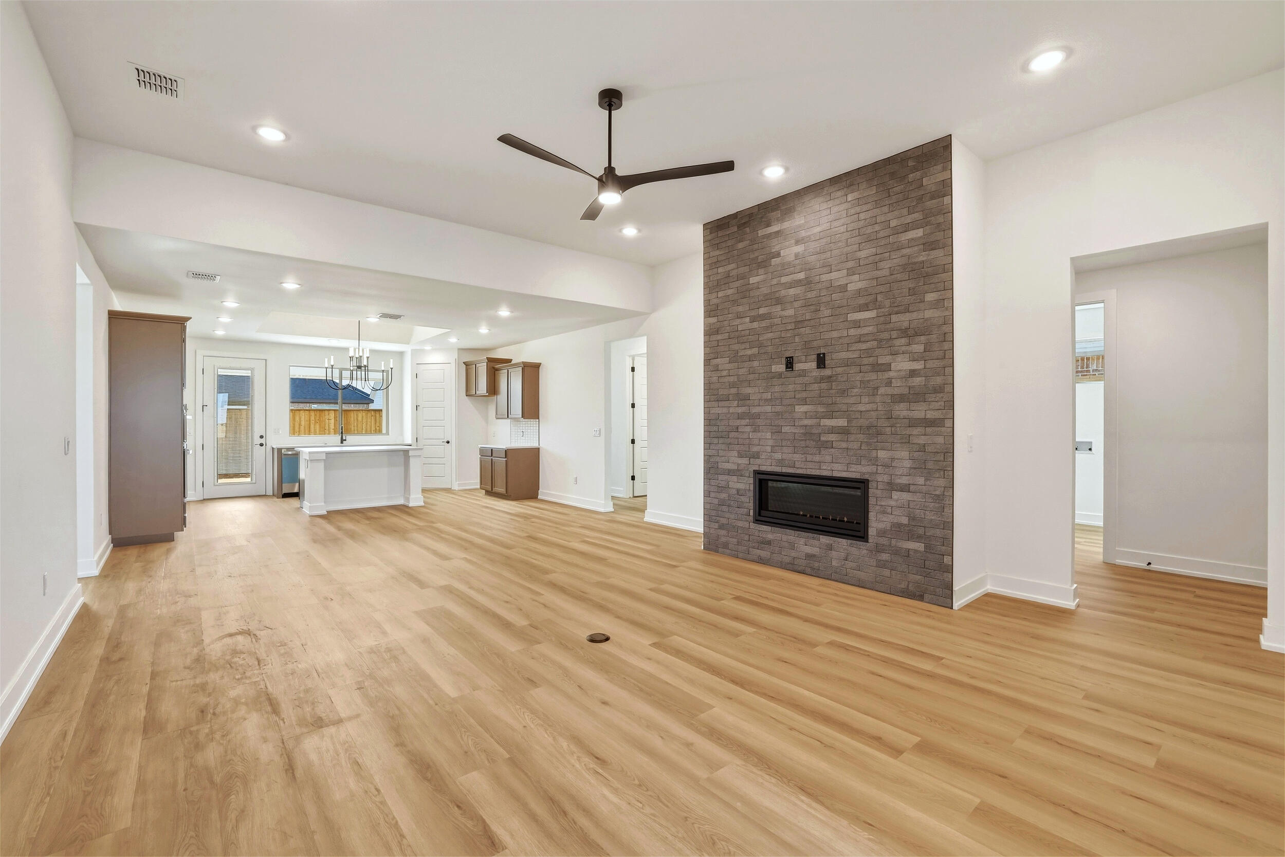 4419 Ridgely Avenue Lubbock, TX 79407 - Photo 6 of 34 8_f21ff985