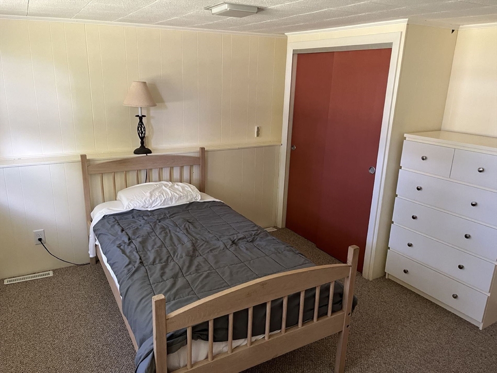 22 Briarwood Road Framingham, MA 01701 - Photo 12 of 37