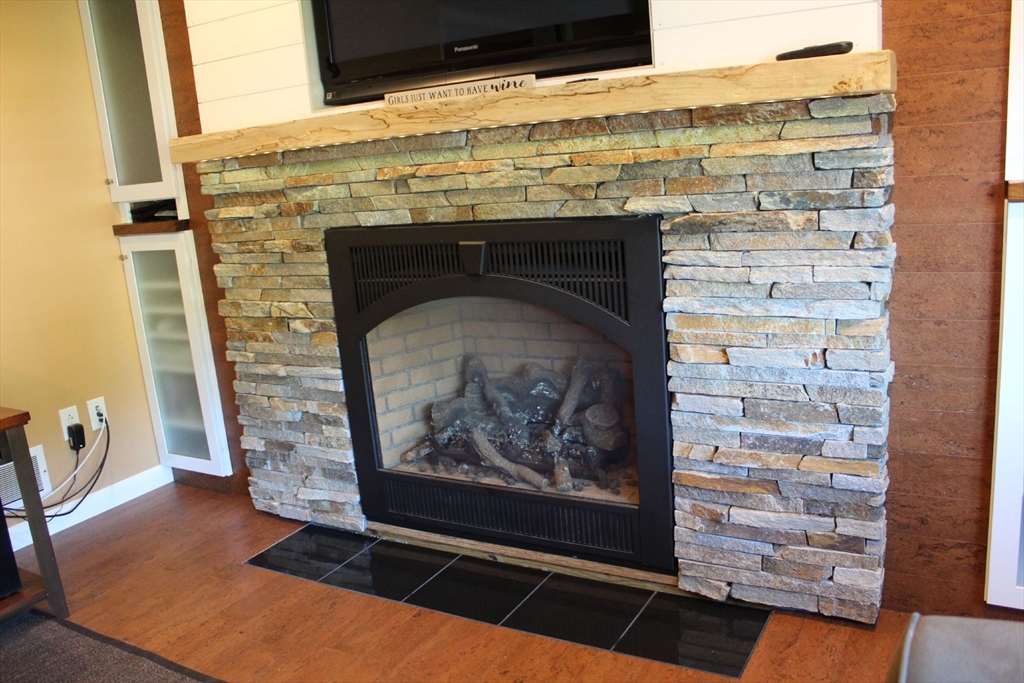 22 Briarwood Road Framingham, MA 01701 - Photo 7 of 37