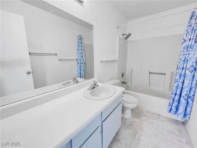 $110,000 | 2044 Mesquite Lane, Unit 202, Laughlin, NV 89029