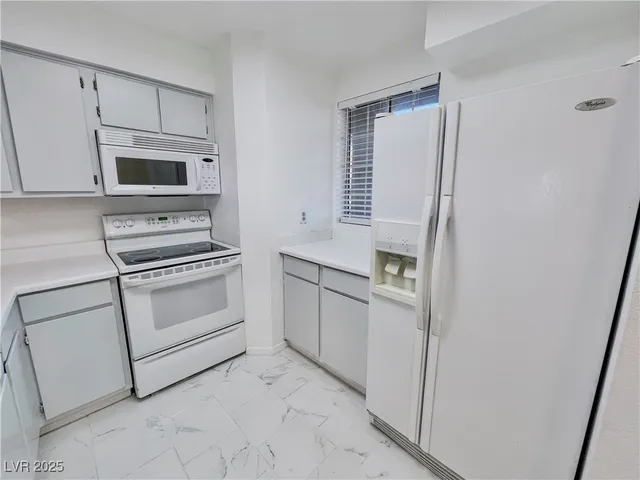 $110,000 | 2044 Mesquite Lane, Unit 202, Laughlin, NV 89029