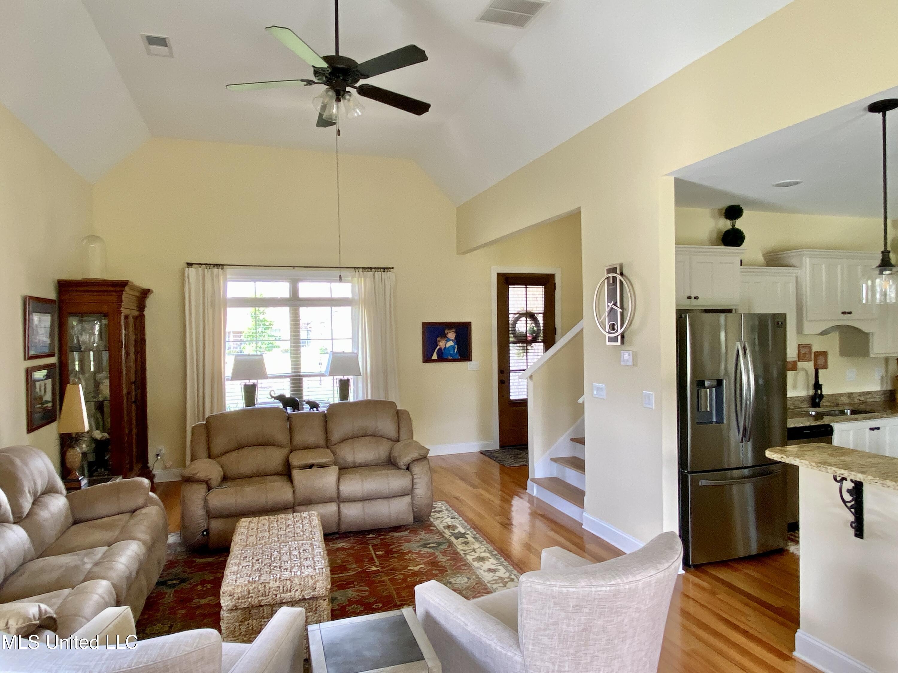 4621 Riva Ridge Drive Olive Branch, MS 38654 - Photo 14 of 31 Living Room