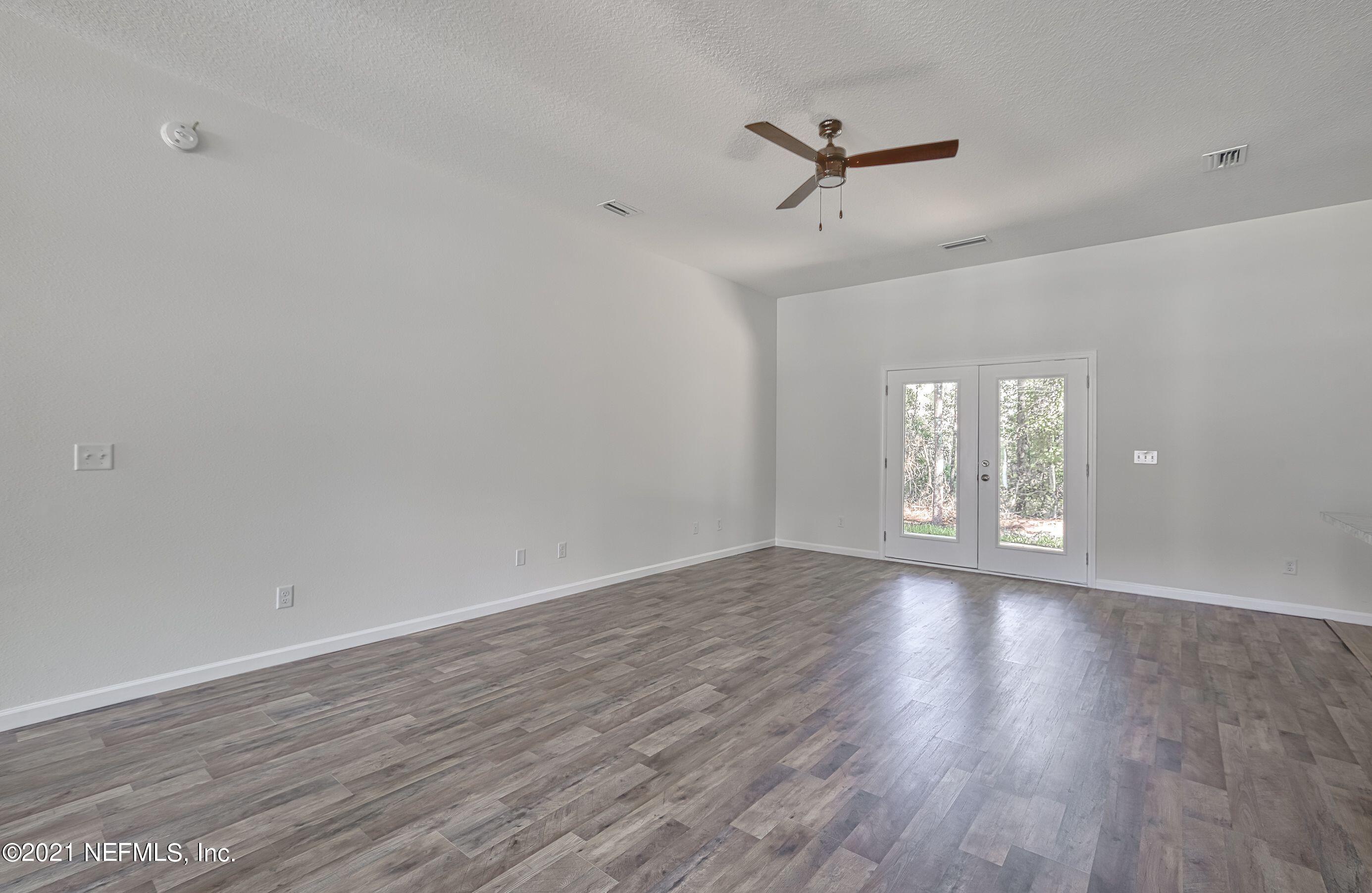 6418 Bob O Link Road Jacksonville, FL 32219 - Photo 15 of 27 Living Area
