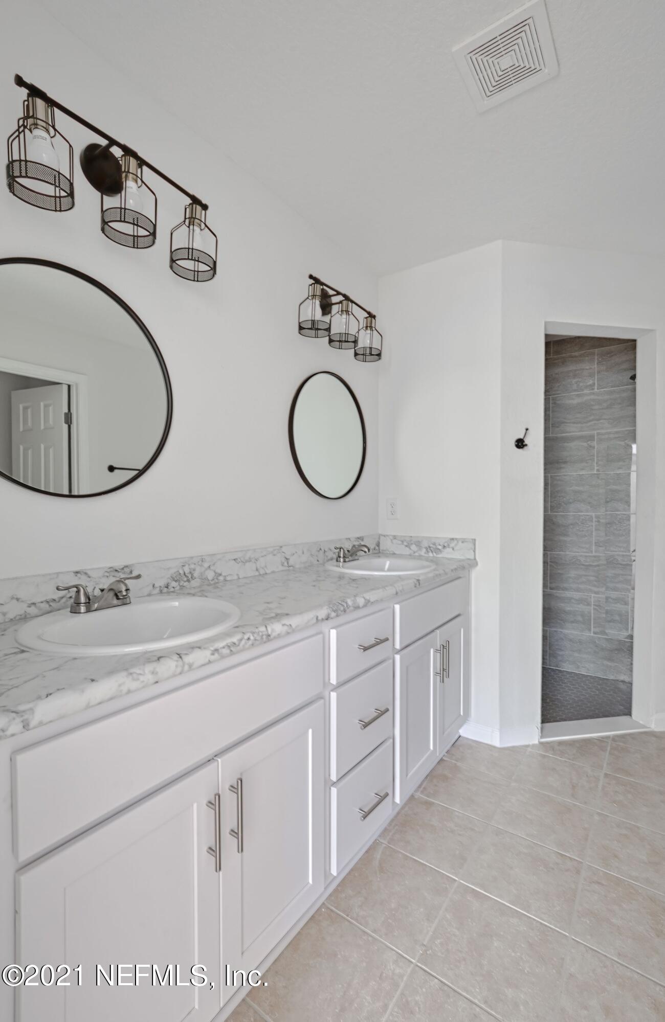 6418 Bob O Link Road Jacksonville, FL 32219 - Photo 16 of 27 Master Bathroom