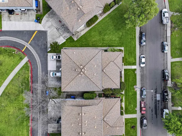 $325,000 | 1494 Del Rio Circle, Unit D, Concord, CA 94518